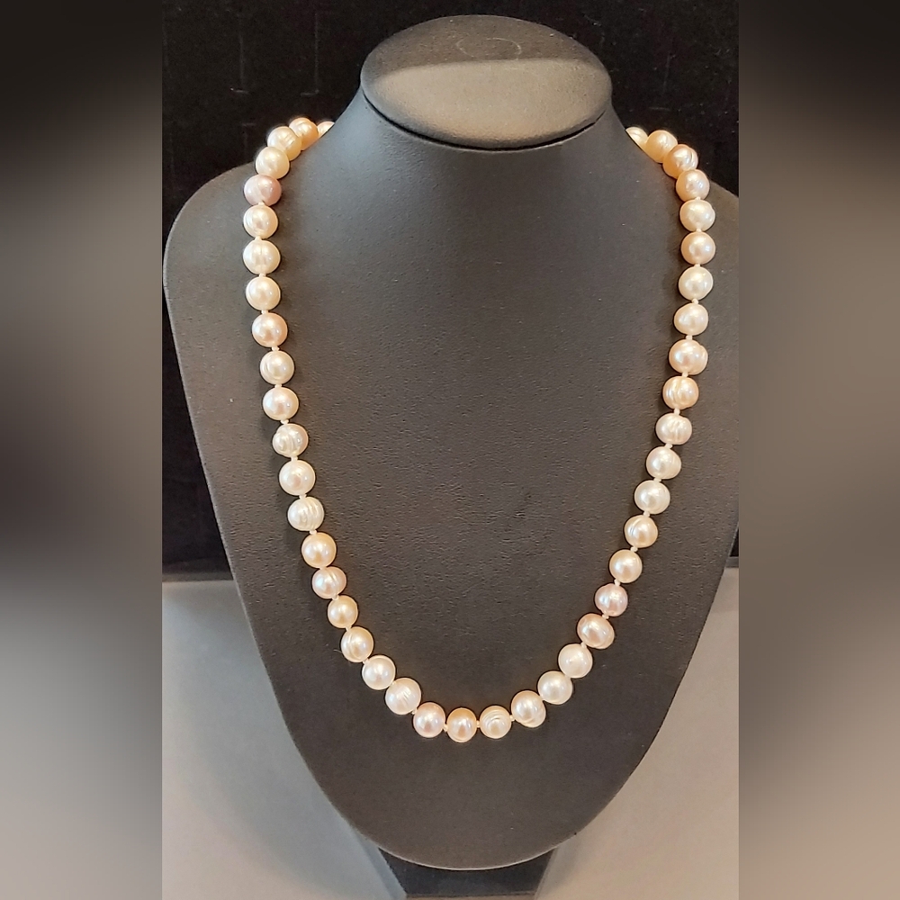22" Almost Round Circled Pearls 7mm-8mm